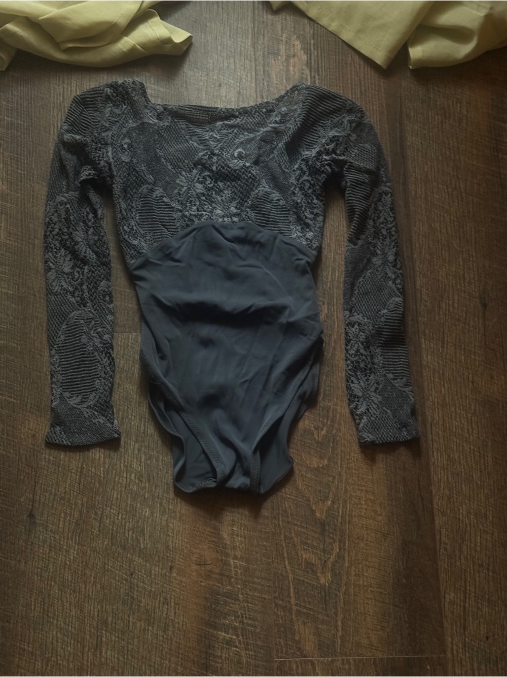 Black Lace Long-Sleeve leotard